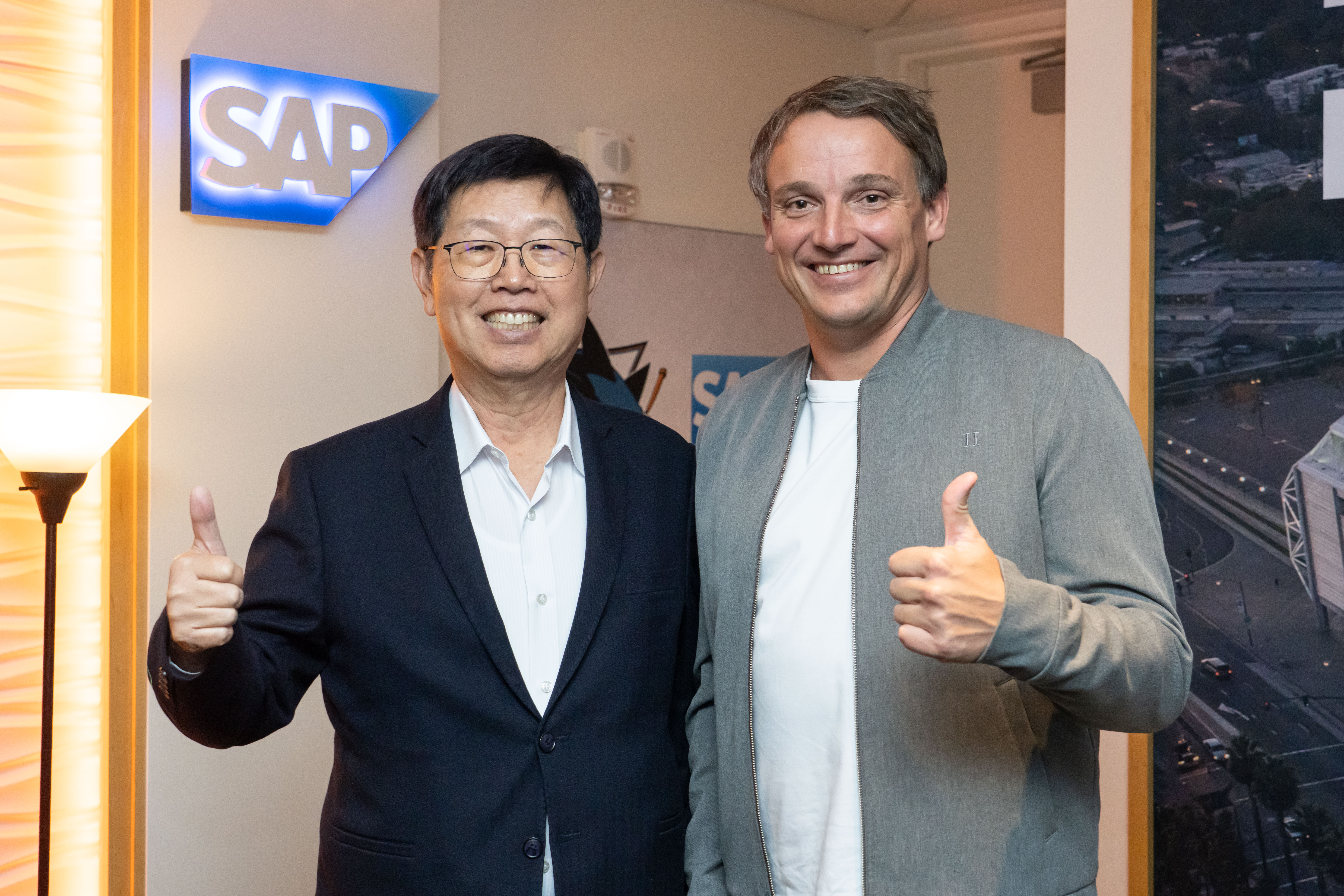 Hon Hai Technology Group (Foxconn) Announces Strategic Partnership with SAP To Accelerate AI-Powered Manufacturing & Supply Chains